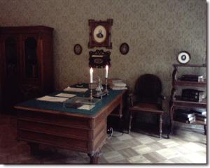 Pic: "Dostoevskij's room" - © 2008 Guido Monte - Size: 12k